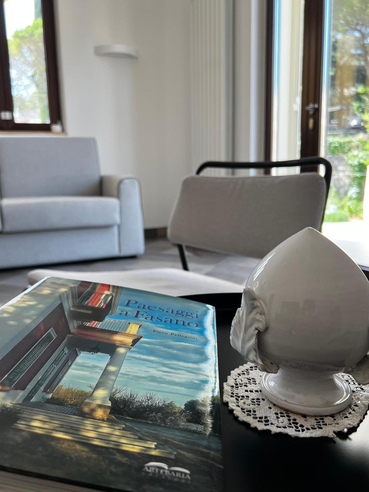 Dimora Di Bari Villa เซลวา ดิ ฟาซาโน ภายนอก รูปภาพ